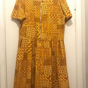 2x Amelia from lularoe.